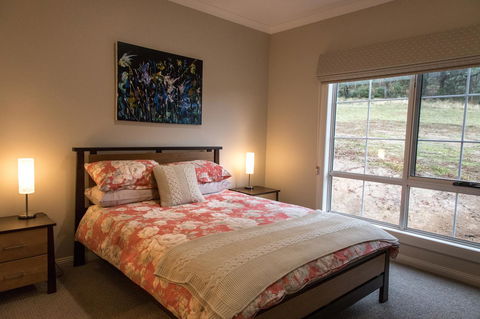 Mountain Blue Guest House - Accommodation Adelaide 17