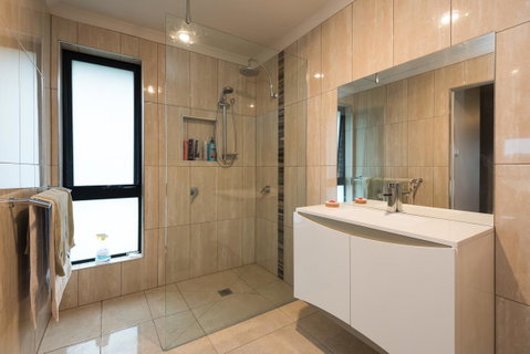 Euphoria House - Accommodation Adelaide 5