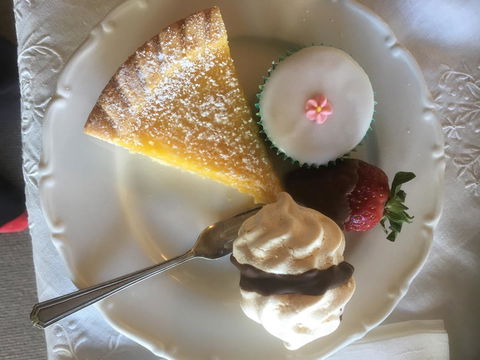 House On The Hill Bed And Breakfast - Accommodation Adelaide 1