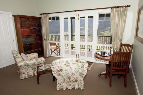 House On The Hill Bed And Breakfast - Accommodation Adelaide 35