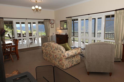 House On The Hill Bed And Breakfast - Accommodation Adelaide 42