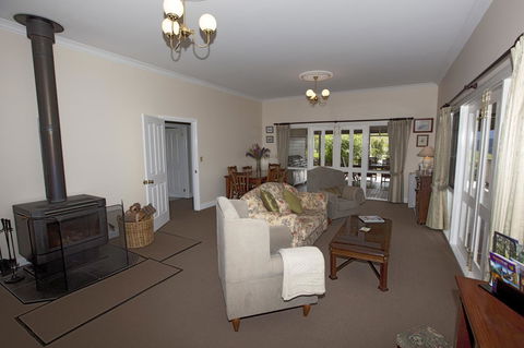 House On The Hill Bed And Breakfast - Accommodation Adelaide 43
