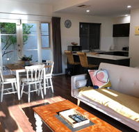 Norwood Townhouse City Fringe - Accommodation Adelaide