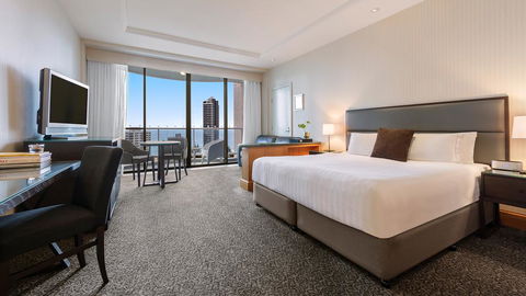 Oaks Gold Coast Hotel - Accommodation Adelaide 1