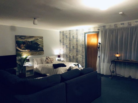 Ocean View Studio - Accommodation Adelaide 1
