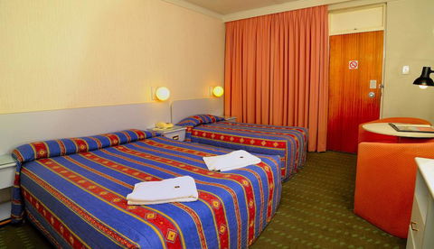 Olympia Motel - Accommodation Adelaide 2