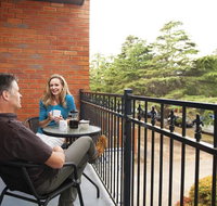 Oxley Court Serviced Apartments - Accommodation Adelaide