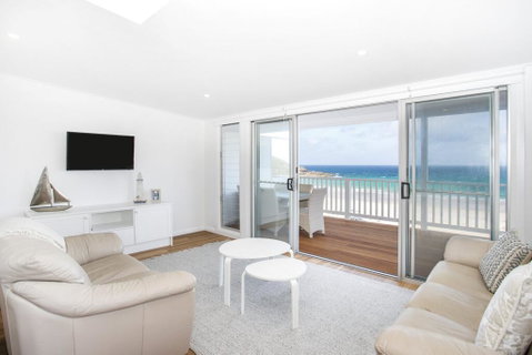Pa's Beach House - Apartment 2 - Accommodation Adelaide 2