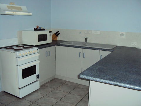 Palm Valley Motel - Accommodation Adelaide 2