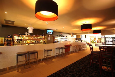 Peden's Hotel - Accommodation Adelaide 2