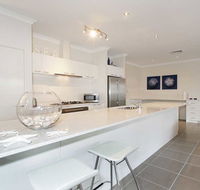 Penguin 4 Bedroom House by Shoalwater Executive Homes - Accommodation Adelaide
