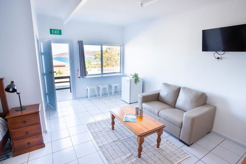 Penneshaw Beach Stay - Accommodation Adelaide 0