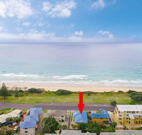 Pippi View 2 Top - across the road from the beach - Accommodation Adelaide