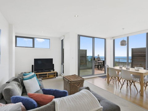 POINT GREY APARTMENT 2 - Ocean VIews With Wifi - Accommodation Adelaide 2