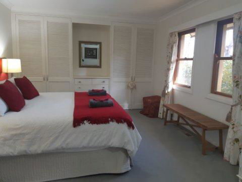 Poppies - Accommodation Adelaide 3