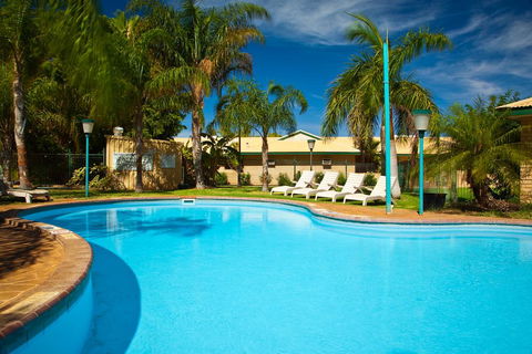 Potshot Hotel Resort - Accommodation Adelaide 3