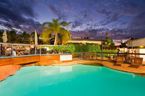 Potshot Hotel Resort - Accommodation Adelaide 2