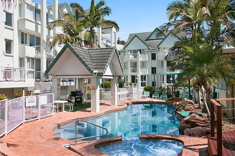 RAINBOW BAY 3 Bed Ocean Views & SPA On Roof Terrace - Accommodation Adelaide 1