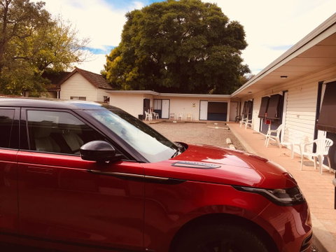 Red Cedar Motel - Accommodation Adelaide 1