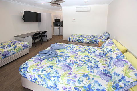 Reef Gardens Motel - Accommodation Adelaide 3