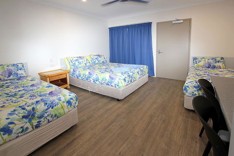 Reef Gardens Motel - Accommodation Adelaide 0