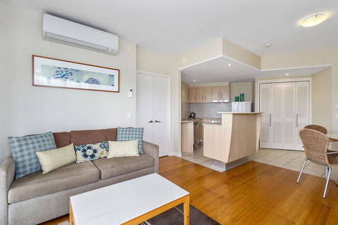 RESORT ON THE BEACH 6126-27 - Accommodation Adelaide 2