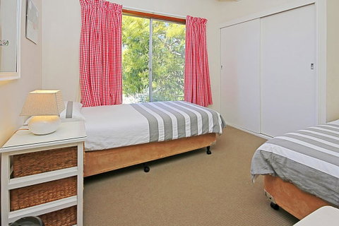 REST ASHORE At MOLLYMOOK - Accommodation Adelaide 3