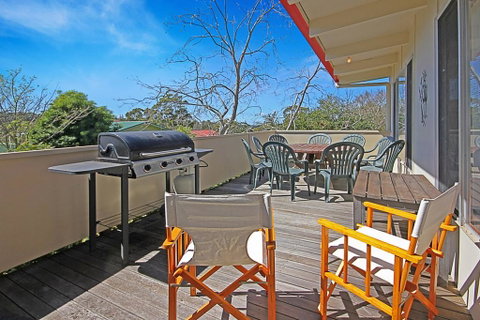 REST ASHORE At MOLLYMOOK - Accommodation Adelaide 0