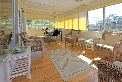 REST ASHORE At MOLLYMOOK - Accommodation Adelaide 1