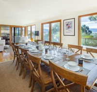 Rimrock - Superior waterfront home - Accommodation Adelaide