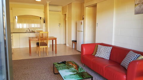 Rise N' Shine - Min Stay 4 Nights - Accommodation Adelaide 2