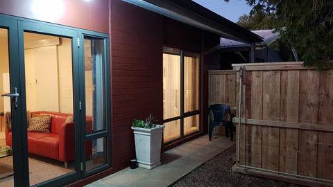 Rise N' Shine - Min Stay 4 Nights - Accommodation Adelaide 0
