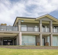 River Devine - Accommodation Adelaide