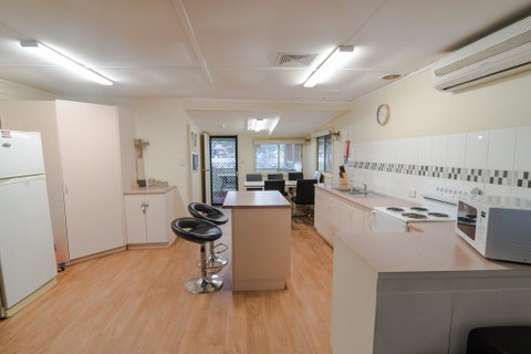Riverfront Getaway - Mannum - Accommodation Adelaide 2