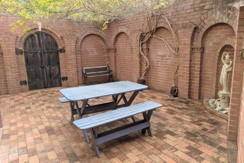 Romeo & Juliet - Accommodation Adelaide 2