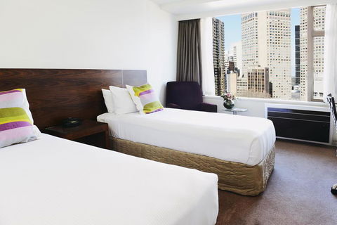 Rydges Melbourne - Accommodation Adelaide 3
