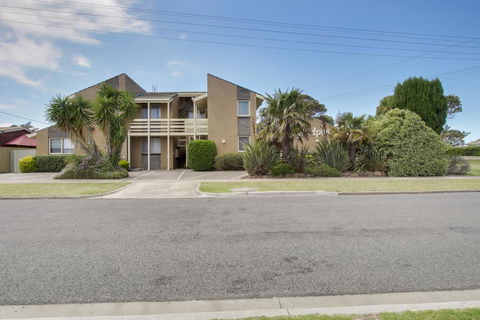 Sandpiper Lakes Entrance - Accommodation Adelaide 0