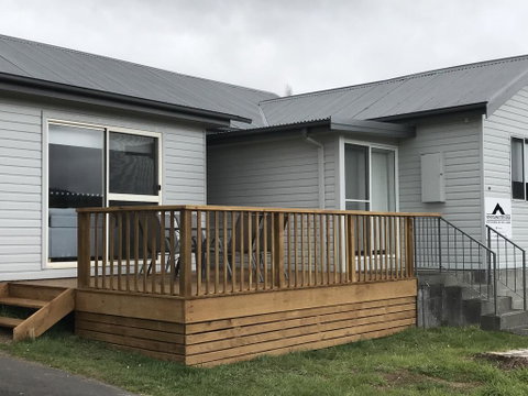 Schoolmasters Digs - Accommodation Adelaide 2