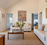 Seaside Apartment - Accommodation Adelaide