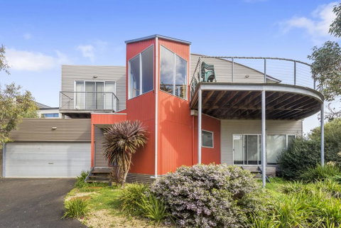 Seaside Pleasure - Accommodation Adelaide 0