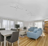 SEAVIEW - ocean views from a modern townhouse - Accommodation Adelaide