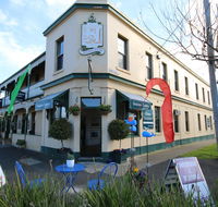 Seaview House - Accommodation Adelaide