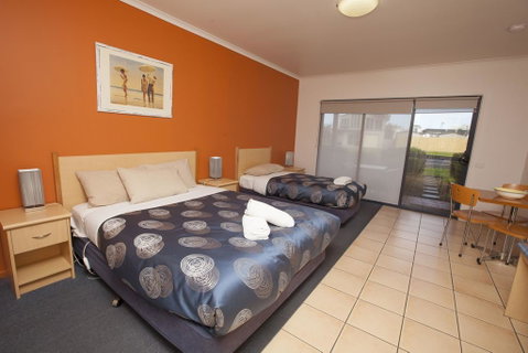 Seaview Motel & Apartments - Accommodation Adelaide 3