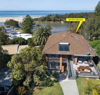 Seven Smiles - riverside location and ocean views - Accommodation Adelaide