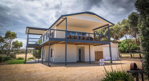 Shearers Rest - 5 Davey Road - Accommodation Adelaide 0