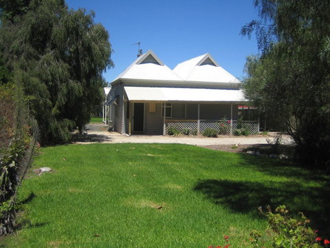Showgrounds Cottage Naracoorte - Accommodation Adelaide 0