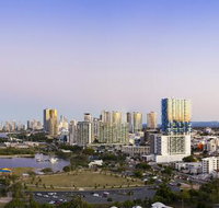 Sky Broadwater Apartments - Accommodation Adelaide
