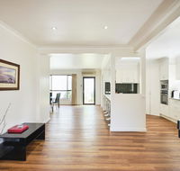 Skymirror Villa - Accommodation Adelaide