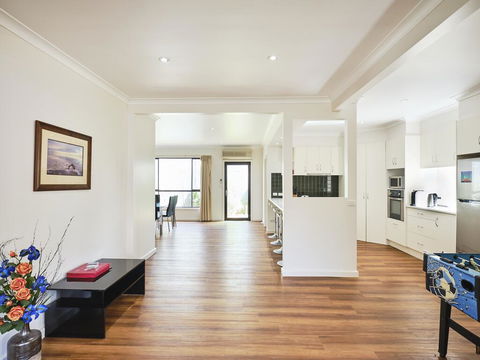 Skymirror Villa - Accommodation Adelaide 0