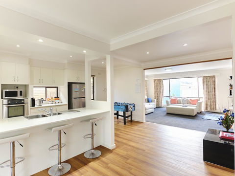 Skymirror Villa - Accommodation Adelaide 3